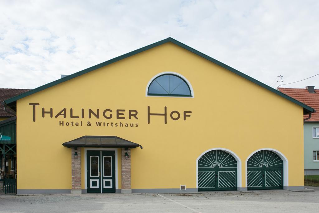 Thalinger Hof Hotel Kronstorf Exterior photo