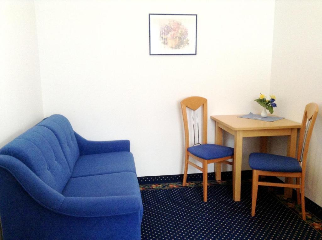 Thalinger Hof Hotel Kronstorf Room photo
